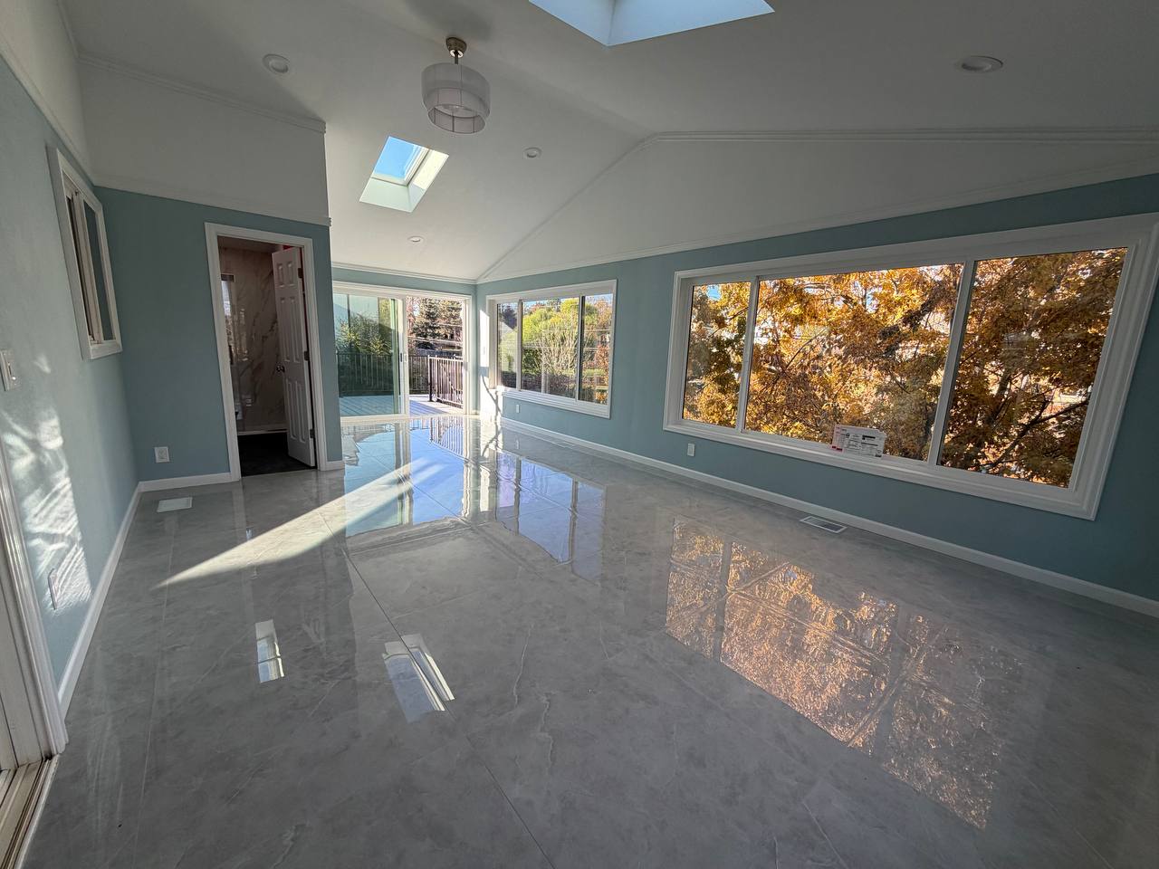 Sunroom enclosure and deck in Centennial CO