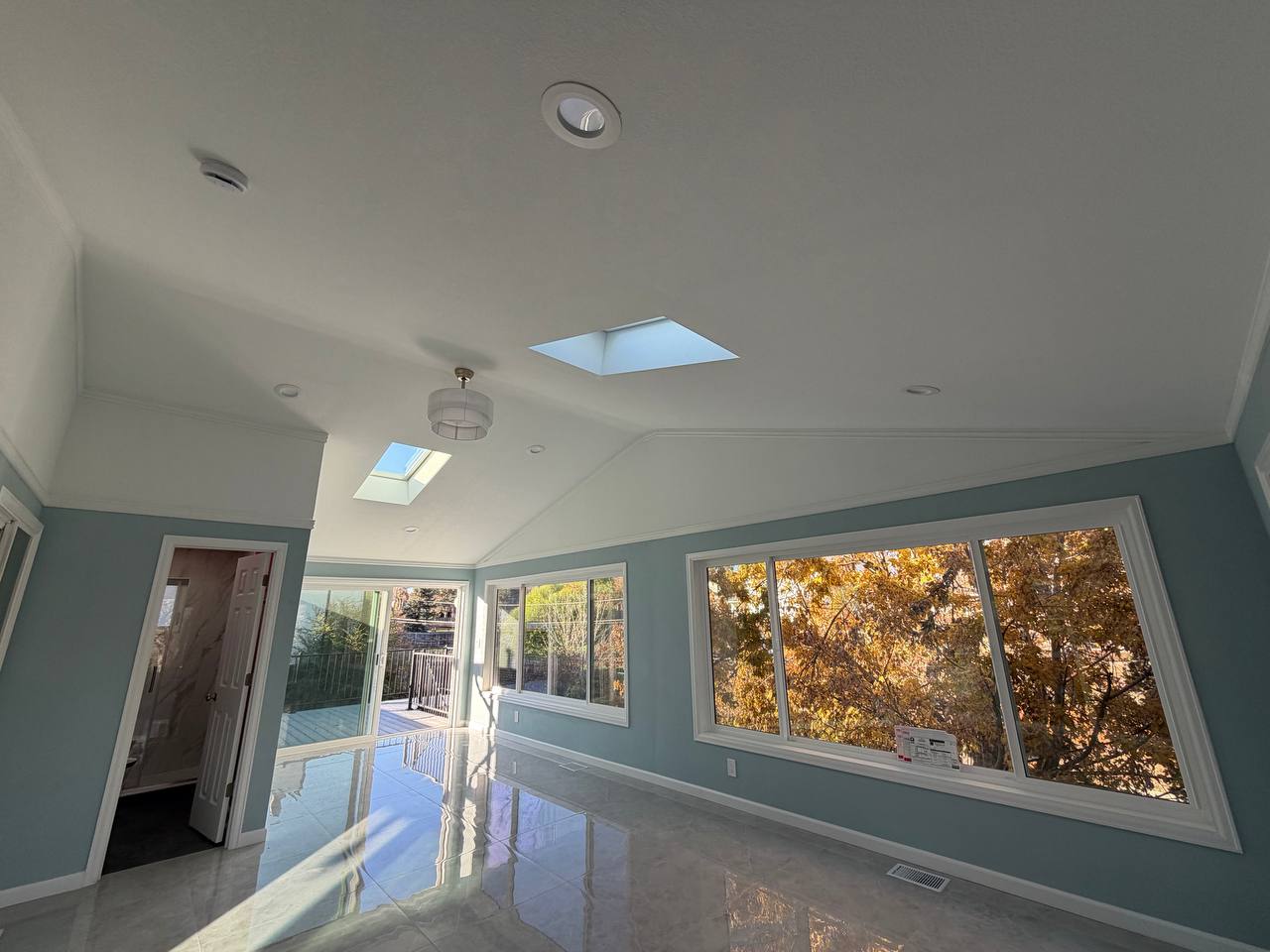 Sunroom enclosure and deck in Centennial Colorado